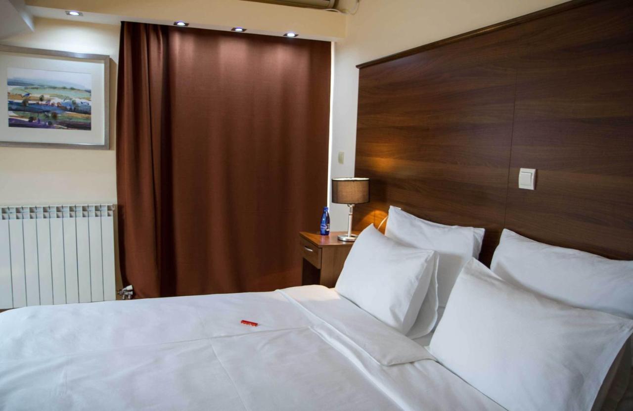 Hotel M Podgorica Room photo